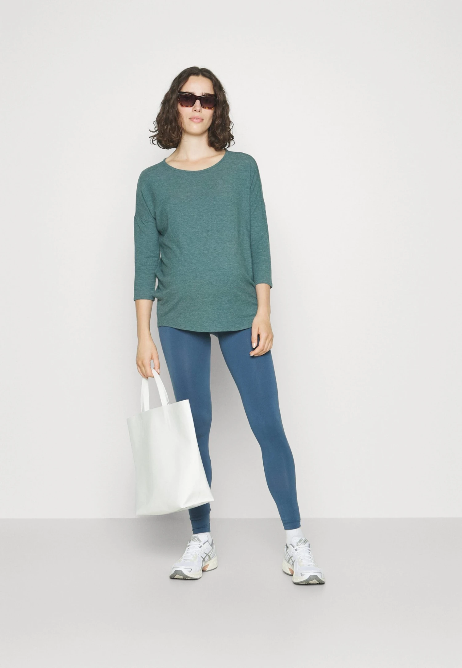 ONLY MATERNITY Olmglamour 3/4Maglietta A Manica LungaDeep Teal Donna T-shirt E Top ON329G00A-M13 2 ONLY MATERNITY Olmglamour 3/4Maglietta A Manica LungaDeep Teal Donna T-shirt E Top ON329G00A-M13 - immagine 2