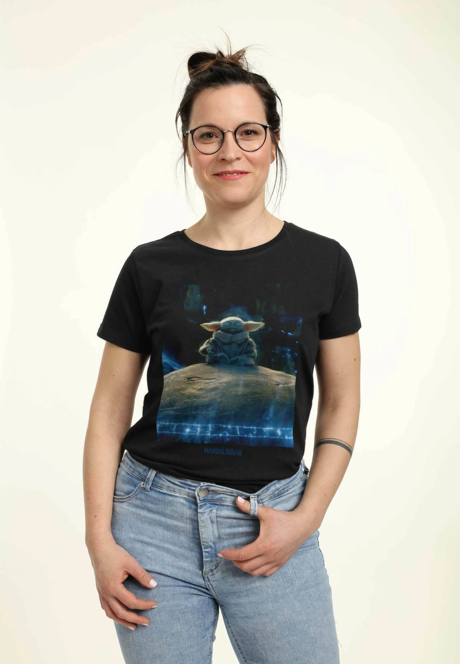Star Wars: Mandalorian Grogu Mandomon ExperimentT-Shirt Con StampaBlack Donna T-shirt E Top H3A21D3LN-Q11 4 Star Wars: Mandalorian Grogu Mandomon ExperimentT-Shirt Con StampaBlack Donna T-shirt E Top H3A21D3LN-Q11 - immagine 4