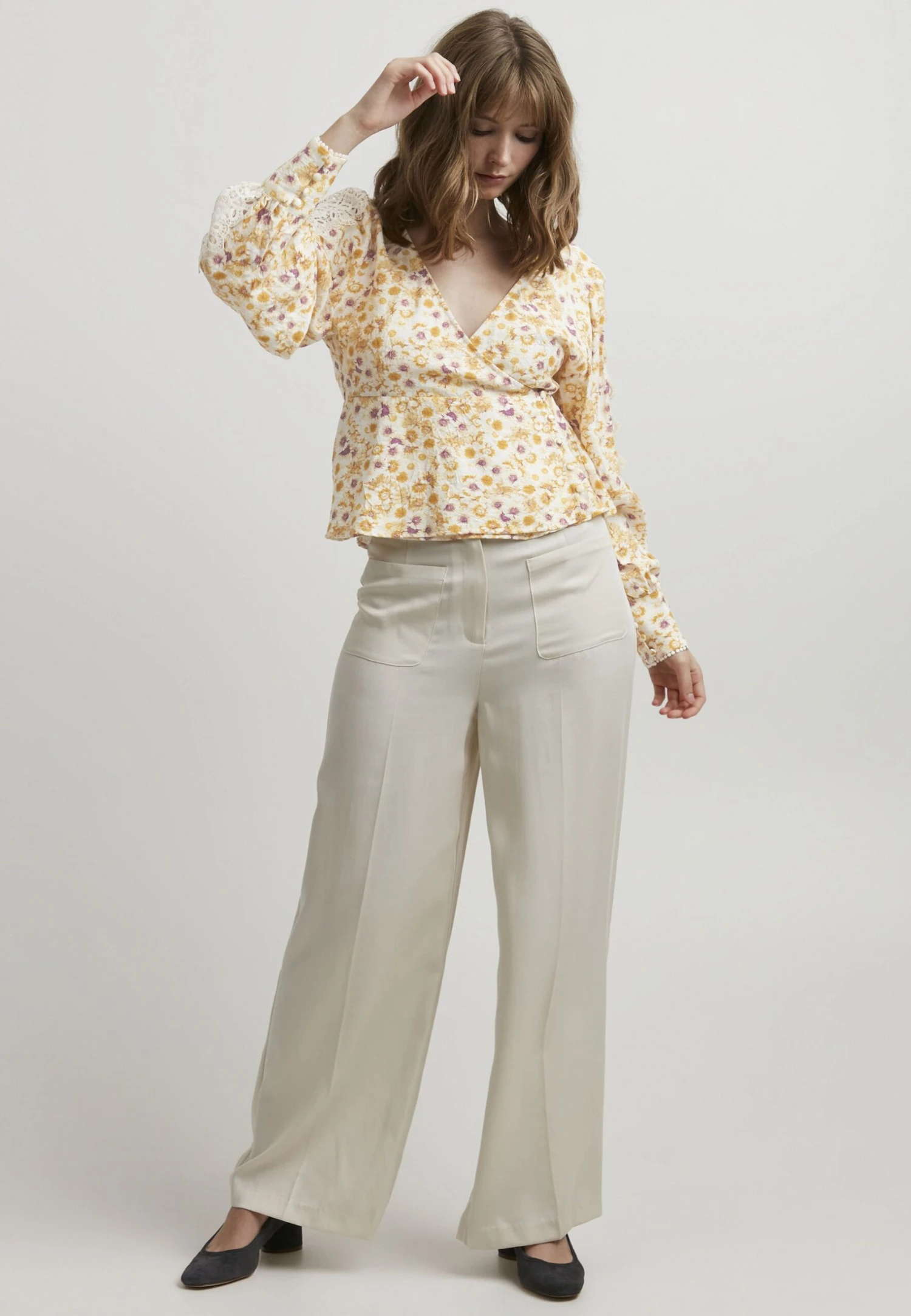 Iresmerie Ls CamicettaNarcissus Donna Camicie E Bluse ATX21E008-E11 2 Iresmerie Ls CamicettaNarcissus Donna Camicie E Bluse ATX21E008-E11 - immagine 2