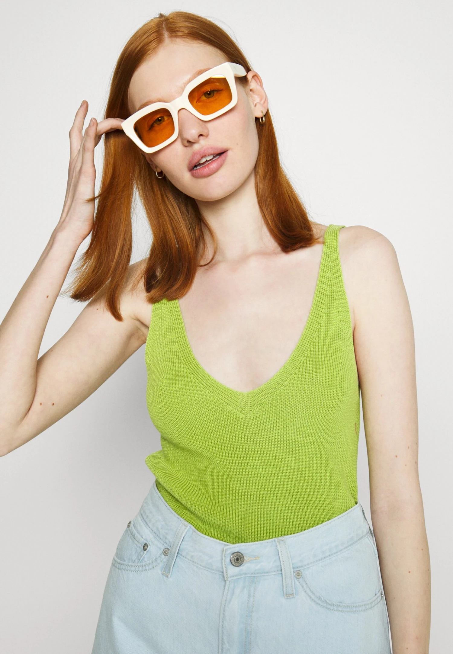 YaslunaTopParrot Green Donna T-shirt E Top Y0121D093-M11 4 YaslunaTopParrot Green Donna T-shirt E Top Y0121D093-M11 - immagine 4