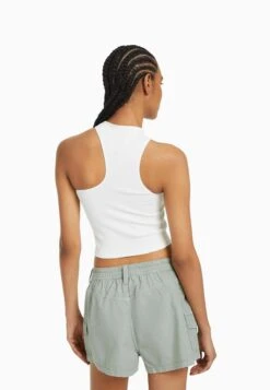 BERSHKA Multi - Shorts - Green -Vendite ESPRIT 4c62fe5a2878400cb206414951bab249