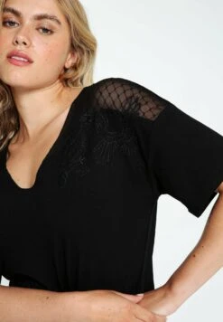 Ts Mc Col V Détail TransparenceT-Shirt Con StampaBlack Donna Camicie E Bluse C5E21D0DN-Q11 -Vendite ESPRIT 508a6da5ec994339af305e27cb68c6ba