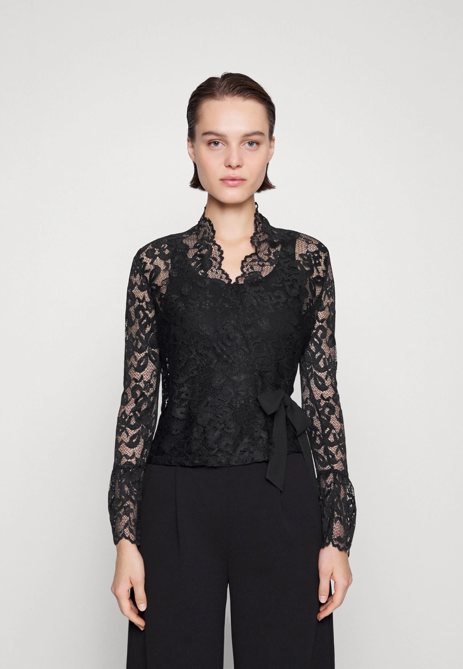 CamicettaBlack Donna Camicie E Bluse A4L21E008-Q11 1 CamicettaBlack Donna Camicie E Bluse A4L21E008-Q11