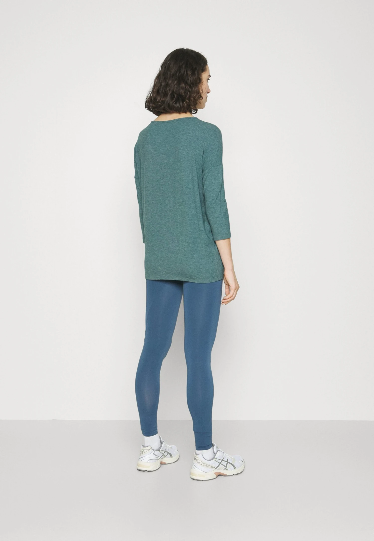 ONLY MATERNITY Olmglamour 3/4Maglietta A Manica LungaDeep Teal Donna T-shirt E Top ON329G00A-M13 3 ONLY MATERNITY Olmglamour 3/4Maglietta A Manica LungaDeep Teal Donna T-shirt E Top ON329G00A-M13 - immagine 3