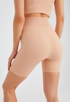 Damen Seamless- Shorts - Beige 8 Damen Seamless- Shorts - Beige -Vendite ESPRIT 62756100e3f642188a66230c83fe50db