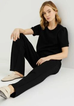 WE FASHION T-Shirt BasicSchwarz Donna T-shirt E Top WF521D0I8-Q11 -Vendite ESPRIT 67d8a291e31c482a894f277b76e285bb