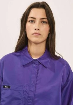 Regan CamiciaPurple Donna Camicie E Bluse NOE21E037-I11 -Vendite ESPRIT 717ba658e93246238b63f34a95bcac91