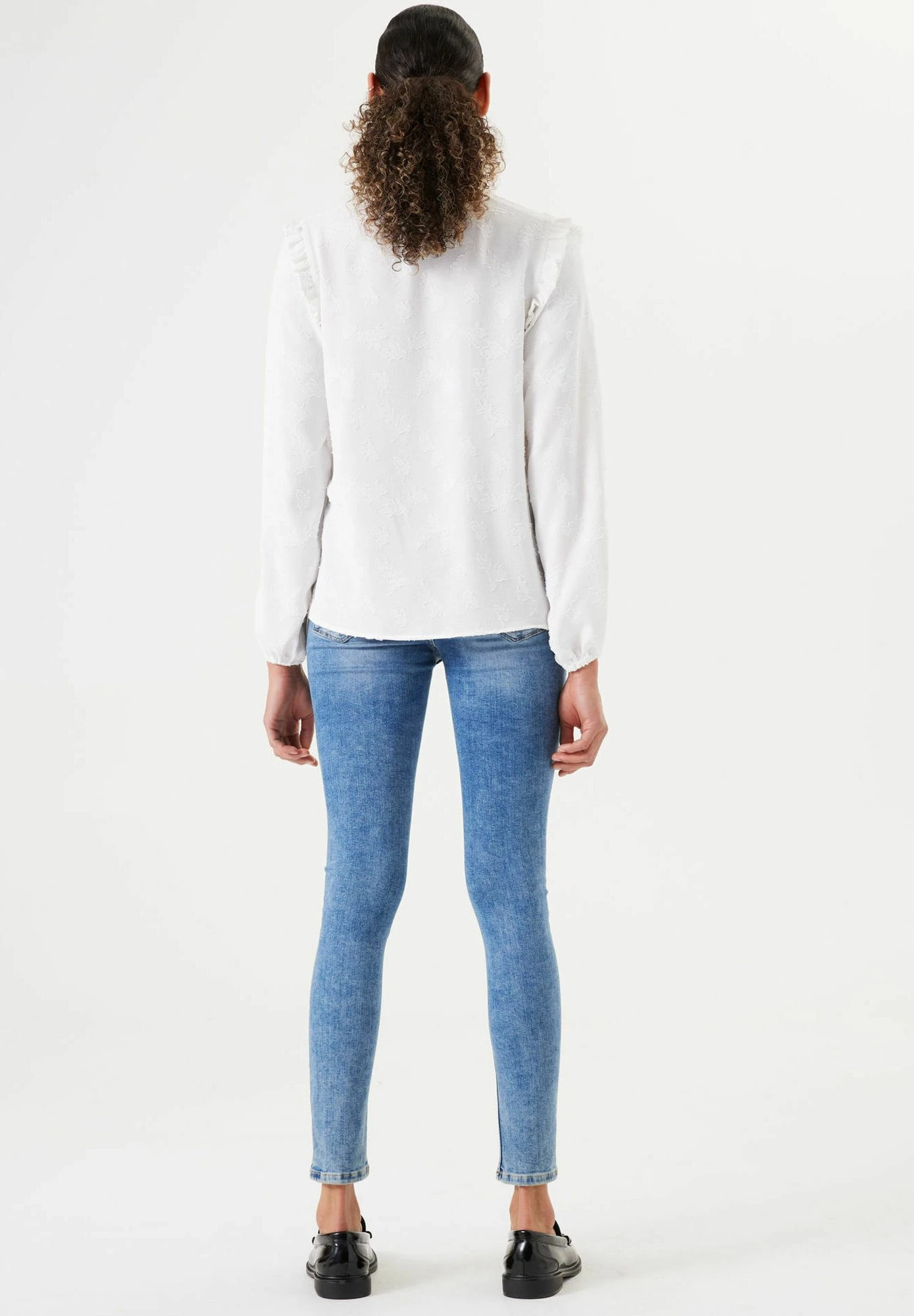 Garcia CamicettaOff White Donna Camicie E Bluse G1221E07S-A11 3 Garcia CamicettaOff White Donna Camicie E Bluse G1221E07S-A11 - immagine 3