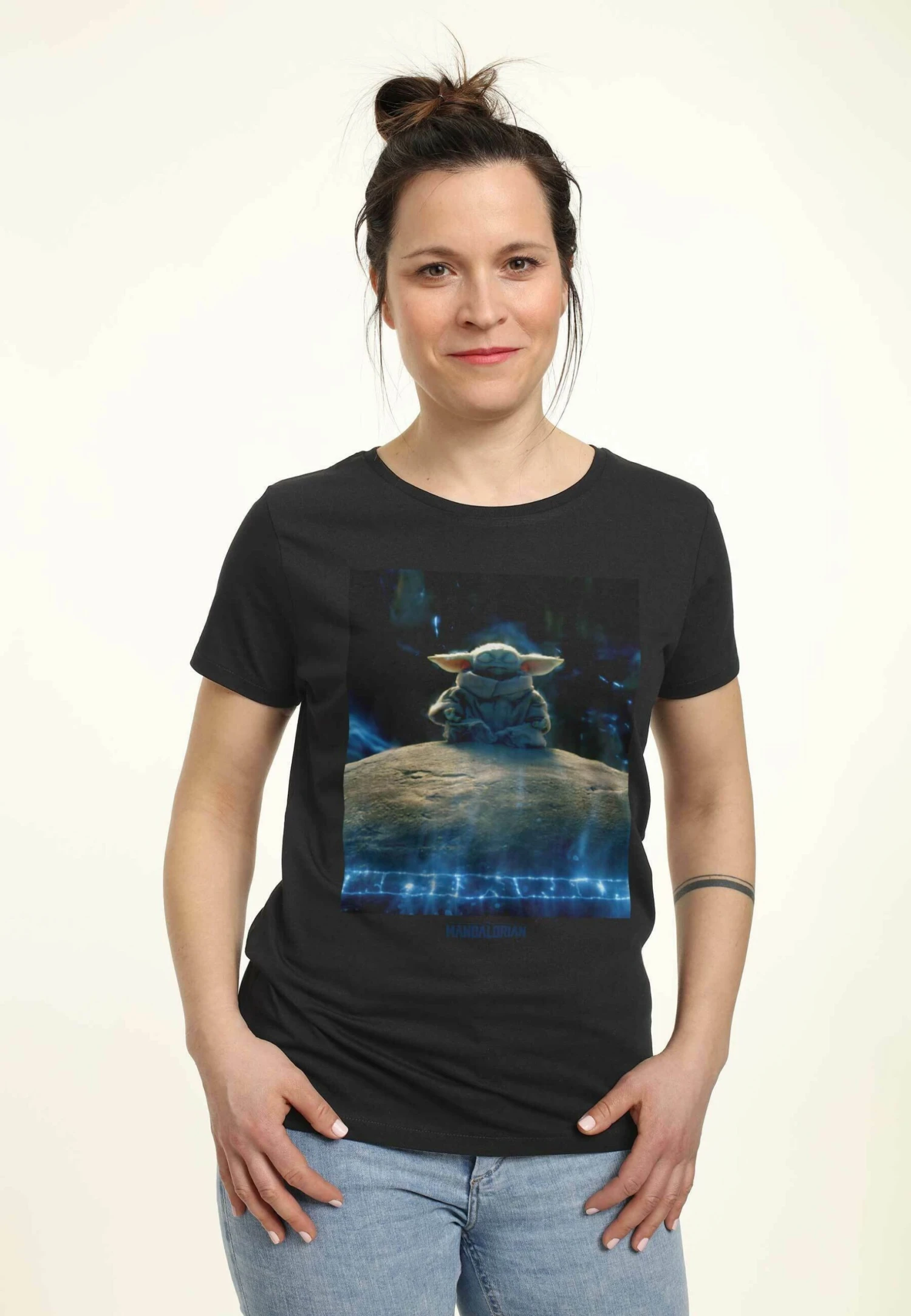 Star Wars: Mandalorian Grogu Mandomon ExperimentT-Shirt Con StampaBlack Donna T-shirt E Top H3A21D3LN-Q11 1 Star Wars: Mandalorian Grogu Mandomon ExperimentT-Shirt Con StampaBlack Donna T-shirt E Top H3A21D3LN-Q11