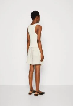 ARKET ShortsBeige Donna Shorts ARU21S00E-B11 -Vendite ESPRIT 836fcbbea0004e519444e09e248d5005