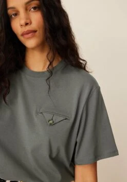 NA-KD T-Shirt Con Stampa - Blue Grey -Vendite ESPRIT 8486f0e9924e45789d6630316cfb4bc0