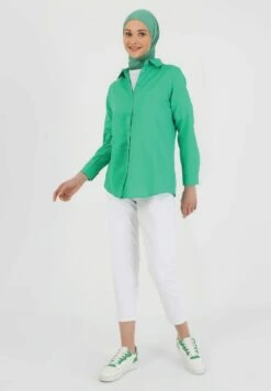 Refka BasicCamiciaDark Green Donna Camicie E Bluse MHR21E0OE-M11 9 Refka BasicCamiciaDark Green Donna Camicie E Bluse MHR21E0OE-M11 -Vendite ESPRIT 8742954098c24e468040e56aa50cb45c