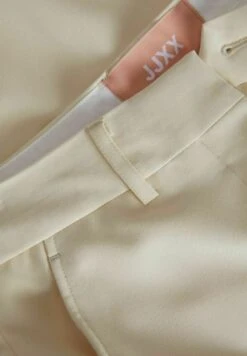 JJXX Shorts - Seedpearl -Vendite ESPRIT 8909e090c23744d9b9b4d4457d32ad76