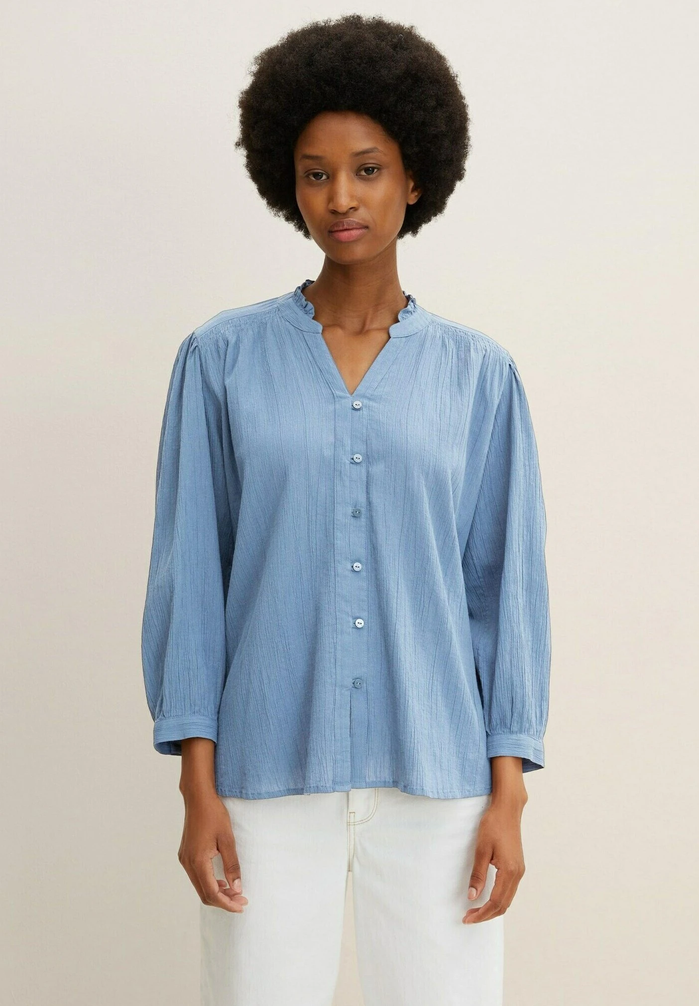 Tom Tailor With Frill EdgeCamicettaStormy Sea Blue Donna Camicie E Bluse TO221E10Z-K11 1 Tom Tailor With Frill EdgeCamicettaStormy Sea Blue Donna Camicie E Bluse TO221E10Z-K11