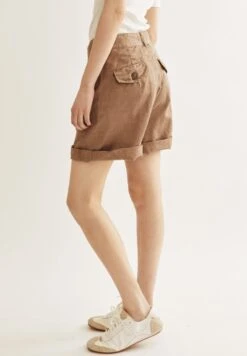 HollieShortsMedium Tan Donna Shorts H0G21S005-O11 -Vendite ESPRIT 917dab6627eb46d38313b6f348c37dbe