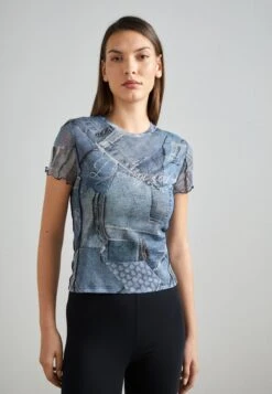 Desigual StrassT-Shirt Con StampaDenim Raw Donna T-shirt E Top DE121D10I-K11