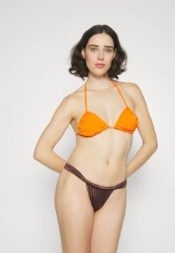 GOOD AMERICAN Bali BottomBikini Pezzo SottoDkc1 Donna Moda Mare GOM81I014-O11 9 GOOD AMERICAN Bali BottomBikini Pezzo SottoDkc1 Donna Moda Mare GOM81I014-O11 -Vendite ESPRIT 9a4f7e5f56944e05a84bf3bd1cb0006c