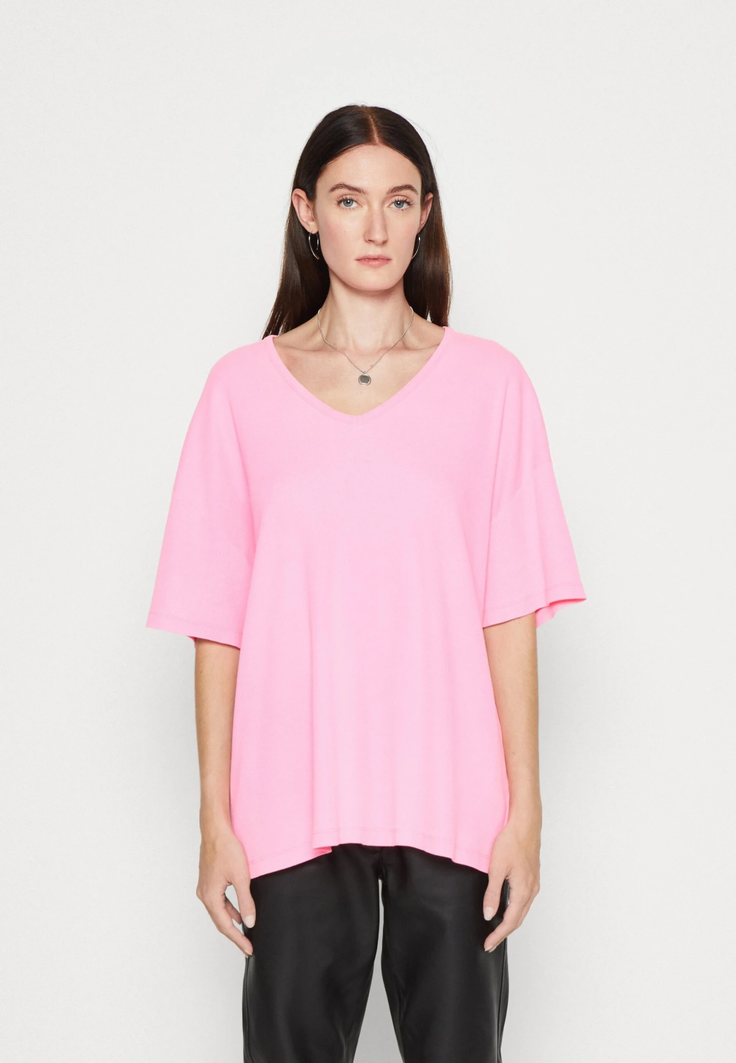 American Vintage T-Shirt BasicRose Fluo Donna T-shirt E Top AM221D0EU-J11 1 American Vintage T-Shirt BasicRose Fluo Donna T-shirt E Top AM221D0EU-J11