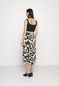 Vibelina Midi Skirt - Gonna A Campana - Black -Vendite ESPRIT a1611d5320704c3b856359f73b6c20ed