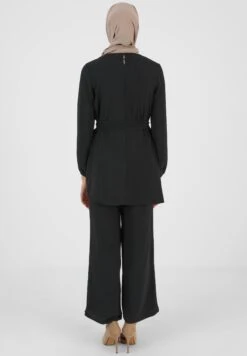 Crew Neck Refka Casual Set - Pantaloni - Black -Vendite ESPRIT a24b6f605d80454498068521fc2c7907