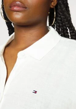 ShirtCamiciaEcru Donna Camicie E Bluse TOY21E00Y-A11 11 ShirtCamiciaEcru Donna Camicie E Bluse TOY21E00Y-A11 -Vendite ESPRIT abe3664104ef439e9cda5c00c1234c0f