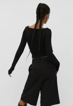 Stradivarius Boat NeckMaglietta A Manica LungaBlack Donna T-shirt E Top STH21D1Q5-Q11 10 Stradivarius Boat NeckMaglietta A Manica LungaBlack Donna T-shirt E Top STH21D1Q5-Q11 -Vendite ESPRIT bdee0caa963742f3b84faf70d812759b