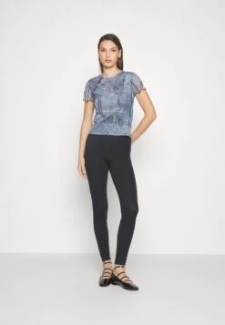 Desigual StrassT-Shirt Con StampaDenim Raw Donna T-shirt E Top DE121D10I-K11 -Vendite ESPRIT cfab3577e8674d8b9f2d7342db8c12e0