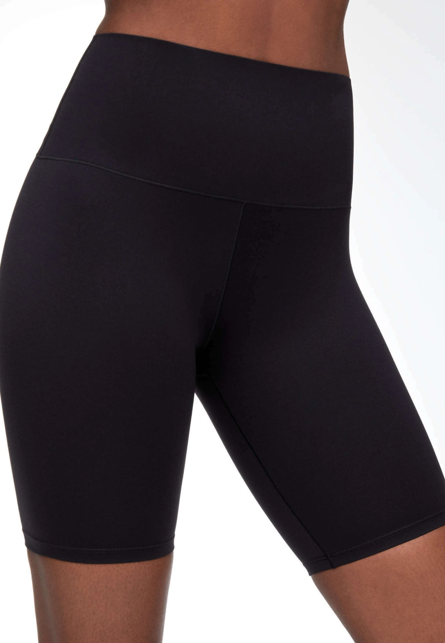 Oysho Perfect-Adapt High-Rise Cycle 20Cm - Shorts - Black 1 Oysho Perfect-Adapt High-Rise Cycle 20Cm - Shorts - Black