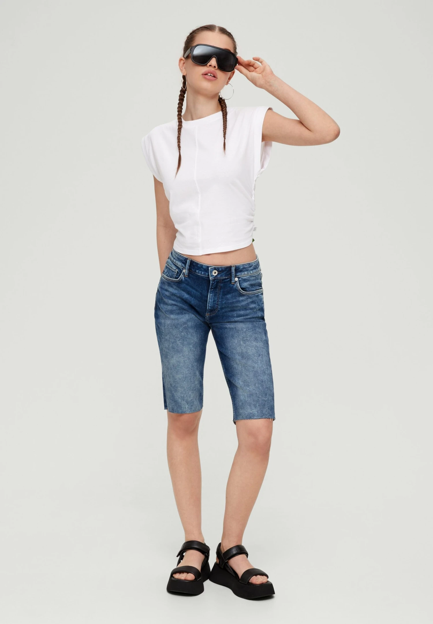 QS By S.Oliver Shorts Di JeansOzeanblau Donna Shorts QS121S062-K12 2 QS By S.Oliver Shorts Di JeansOzeanblau Donna Shorts QS121S062-K12 - immagine 2