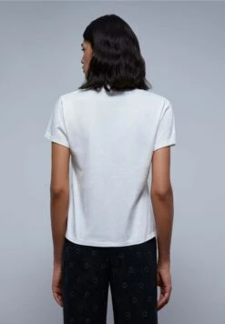 Scalpers Chain Skull TeeT-Shirt Con StampaWhite Donna T-shirt E Top SCF21D06I-A11 7 Scalpers Chain Skull TeeT-Shirt Con StampaWhite Donna T-shirt E Top SCF21D06I-A11 -Vendite ESPRIT d8cac87d040a41fa9252f061dcbce4fc