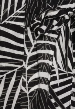 ONLY Onlfrida - Shorts - Black 10 ONLY Onlfrida - Shorts - Black -Vendite ESPRIT e5fa3cded92345818b13087054e88e68