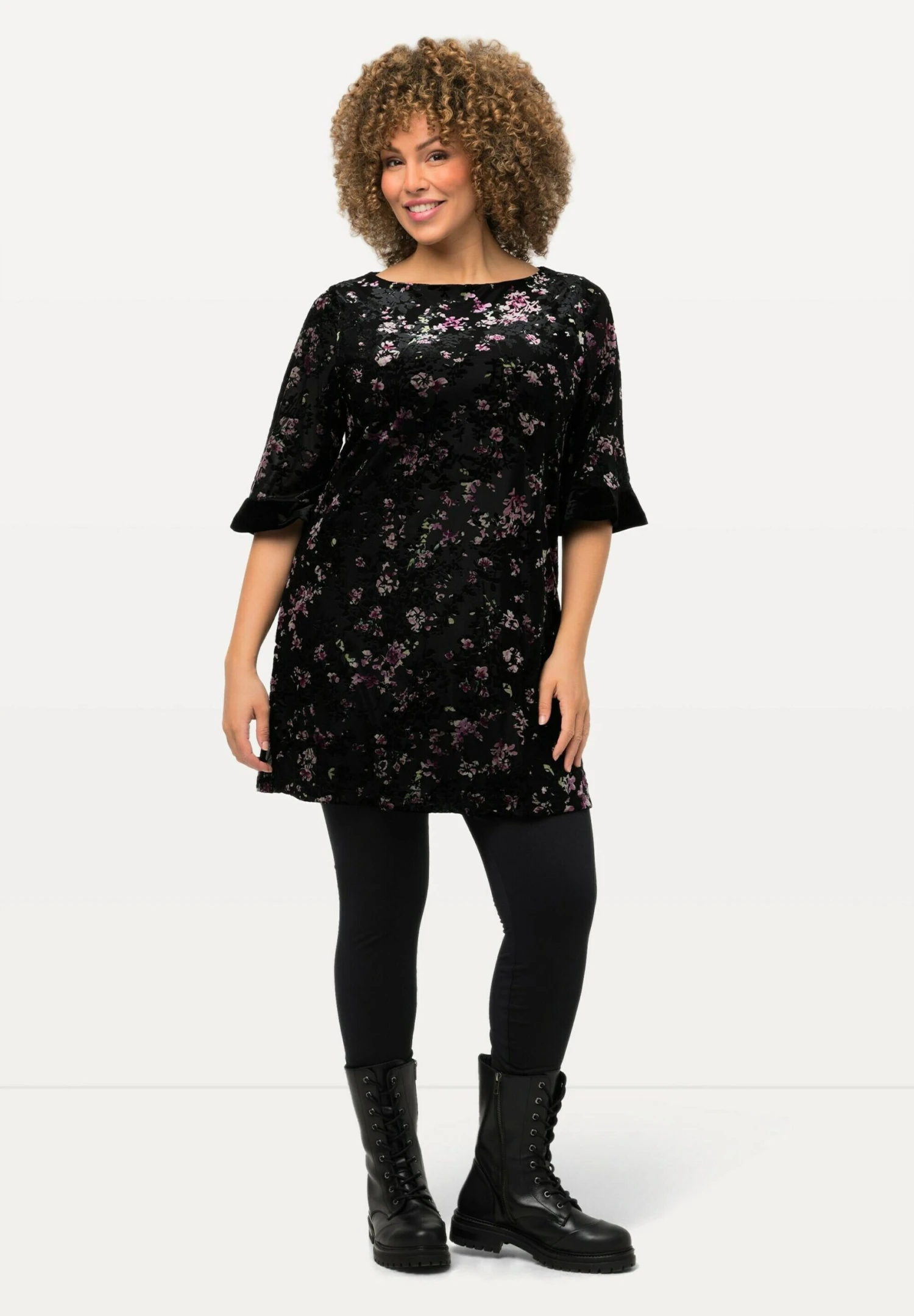 Ulla Popken U-Boot-Ausschnitt, 3/4-ArmTunicaSchwarz Donna Camicie E Bluse UP121E29V-Q11 1 Ulla Popken U-Boot-Ausschnitt, 3/4-ArmTunicaSchwarz Donna Camicie E Bluse UP121E29V-Q11