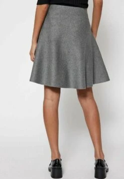 Als Short- Gonna A Campana - Light Grey Melange 6 Als Short- Gonna A Campana - Light Grey Melange -Vendite ESPRIT f5758a009a08408aa21dfa95b7bdb6c0