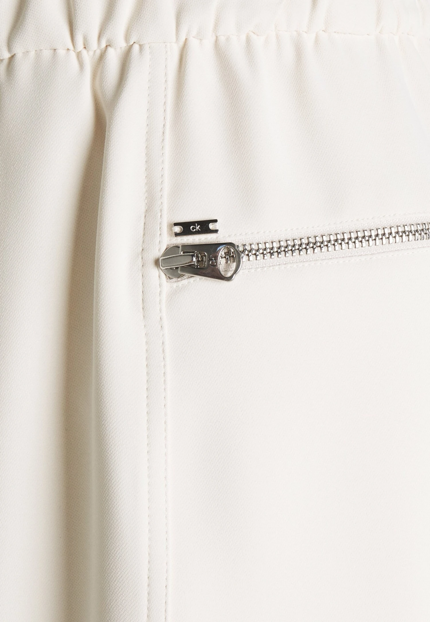 Calvin Klein Travel Crepe ShortsWhite Donna Shorts 6CA21S006-A11 6 Calvin Klein Travel Crepe ShortsWhite Donna Shorts 6CA21S006-A11 - immagine 6